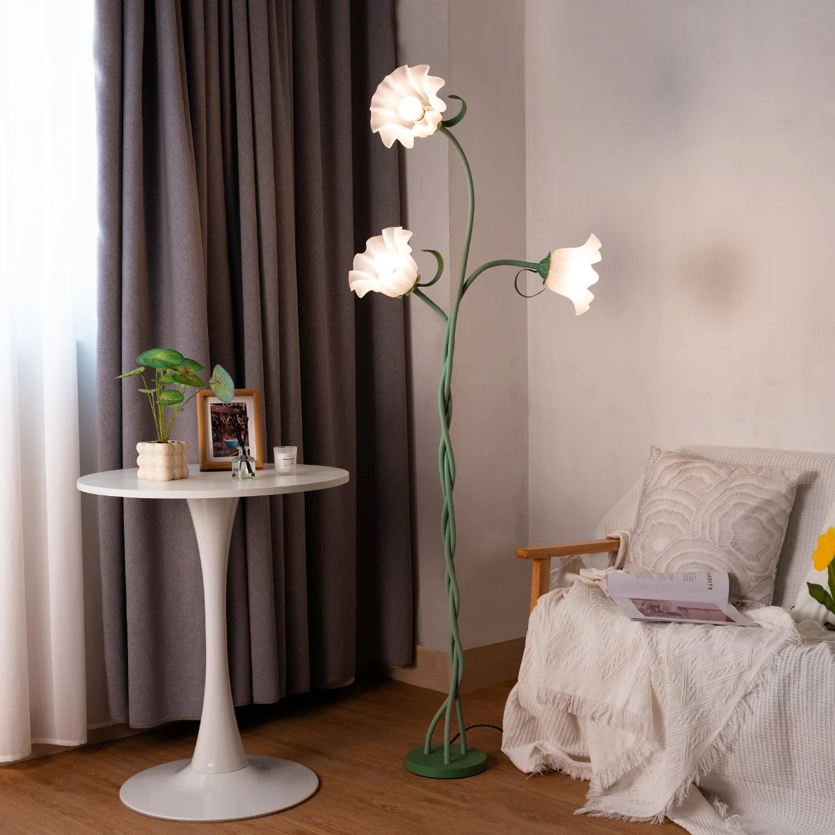 Flexible 3-Head Flower Floor Lamp